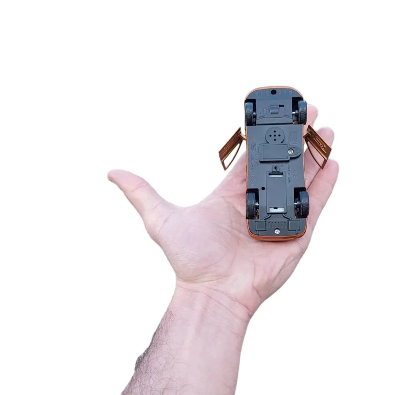 Коллекционная фигурка Ford Fusion, 11.5x4x3 см