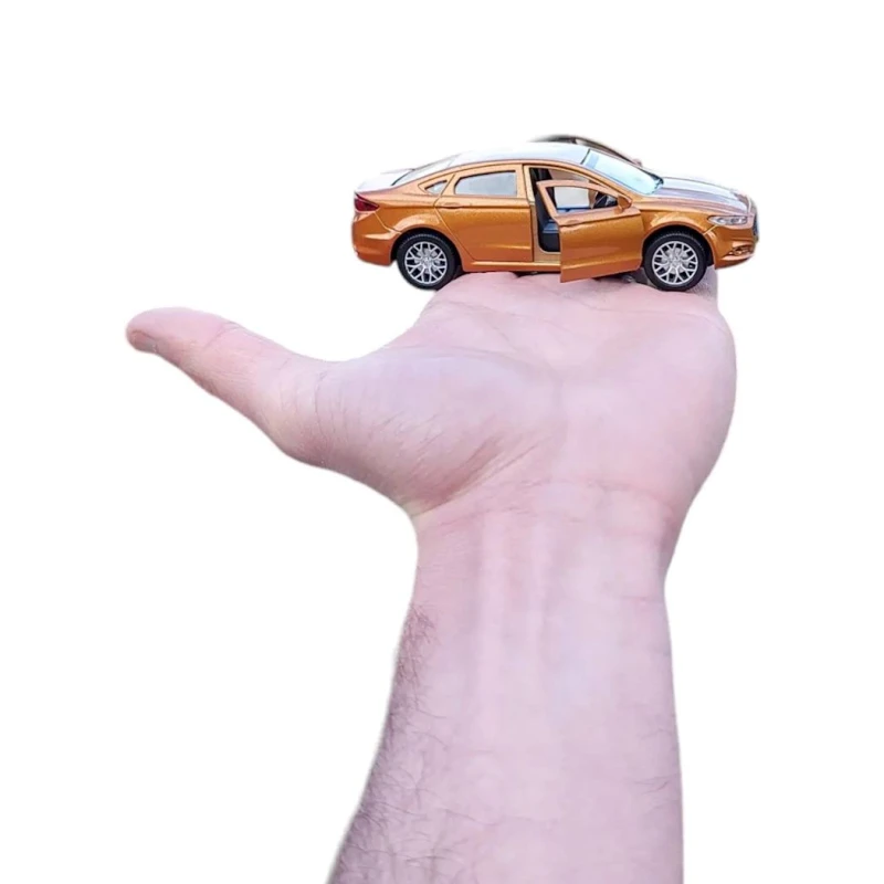 Коллекционная фигурка Ford Fusion, 11.5x4x3 см