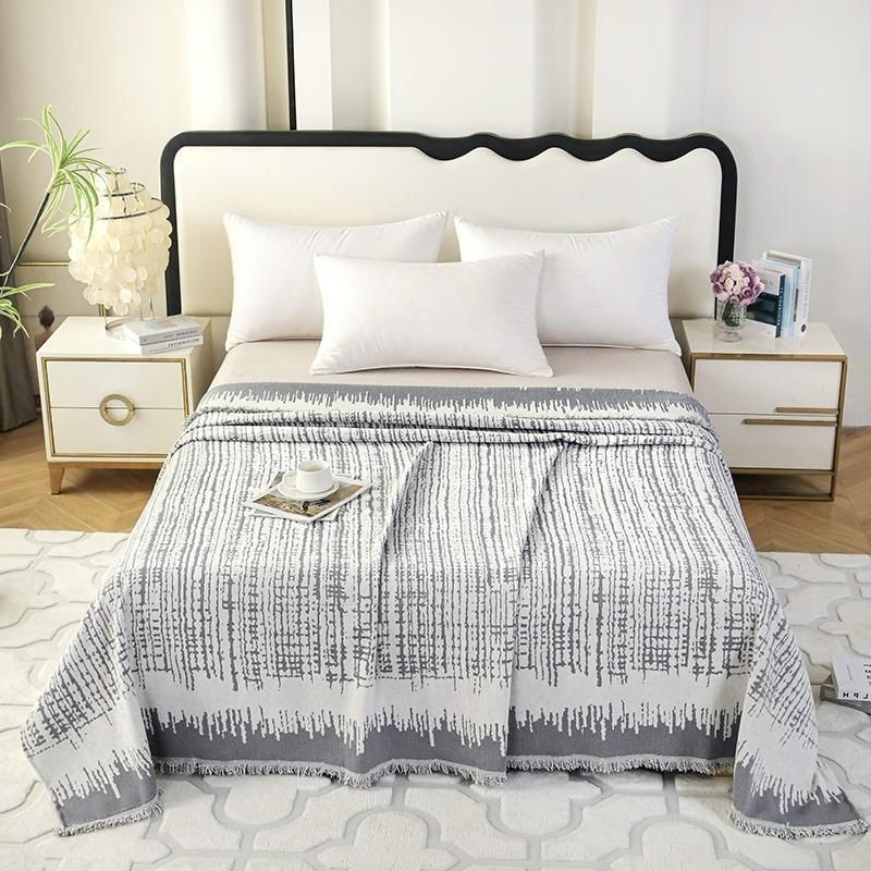 Покрывало Annabery ANBYBN170240, 170x240 см, хлопок, с серым узором Покрывало Annabery ANBYBN170240, 170x240 см, хлопок, с серым узором