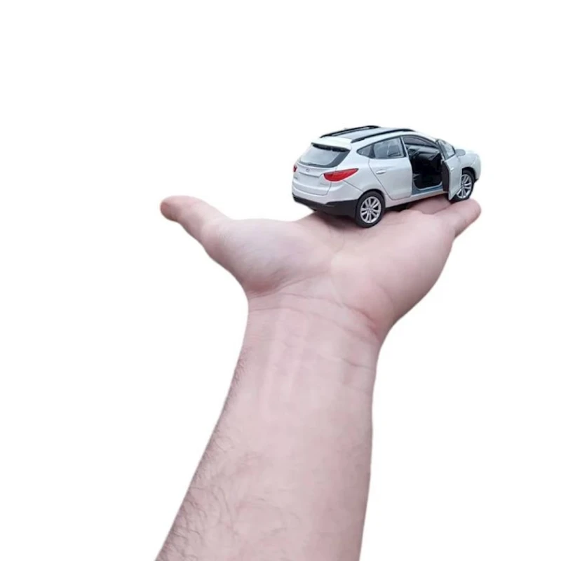 Maşın Hyundai İx35, plastik/metal, ağ, 11x4.5x3 sm Maşın Hyundai İx35, plastik/metal, ağ, 11x4.5x3 sm