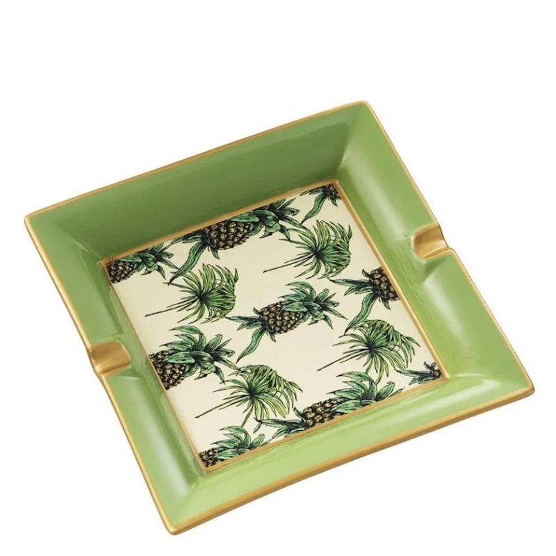 Пепельница Eichholtz 112537 Ashtray Pineapple 24.5x24.5x4 см,фарфор Пепельница Eichholtz 112537 Ashtray Pineapple 24.5x24.5x4 см,фарфор