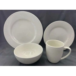 Набор тарелок 8292-4, керамика, белая, на 4 персоны Набор тарелок 8292-4, керамика, белая, на 4 персоны