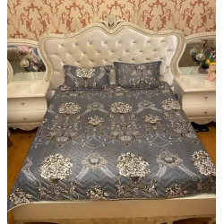 Набор с наволочками MM Tekstil 214, покрывало 220x240 см, наволочки 2 шт x 50x70 см, разноцветный Набор с наволочками MM Tekstil 214, покрывало 220x240 см, наволочки 2 шт x 50x70 см, разноцветный