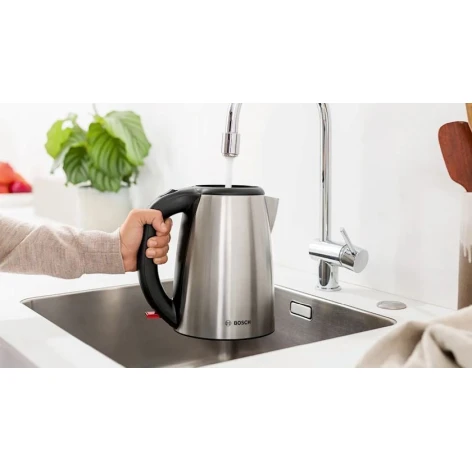 Электрочайник с заварником Bosch TTA5883 Электрочайник с заварником Bosch TTA5883