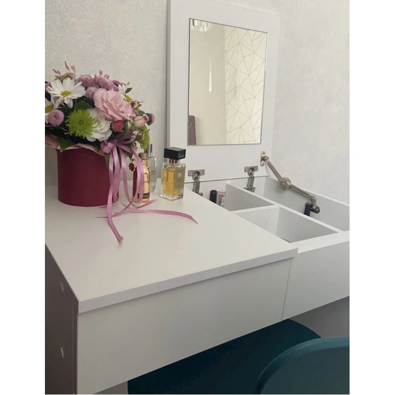 Туалетный столик 3563_M2StolMirHalfWh Белый, ЛДСП, 77x42x70 см Туалетный столик 3563_M2StolMirHalfWh Белый, ЛДСП, 77x42x70 см