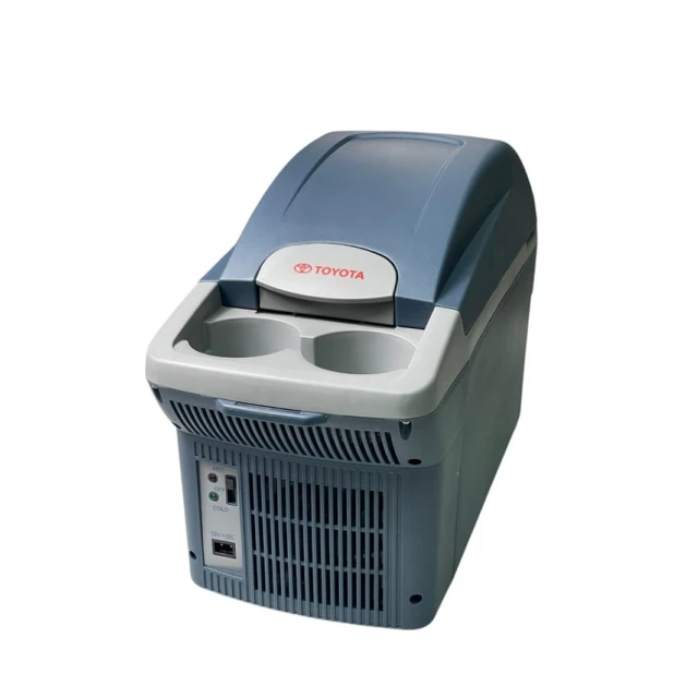 Холодильник для автомобиля Toyota 1шт. Холодильник для автомобиля Toyota 1шт.