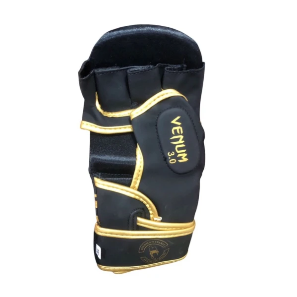 MMA əlcəyi. Qara/qızılı