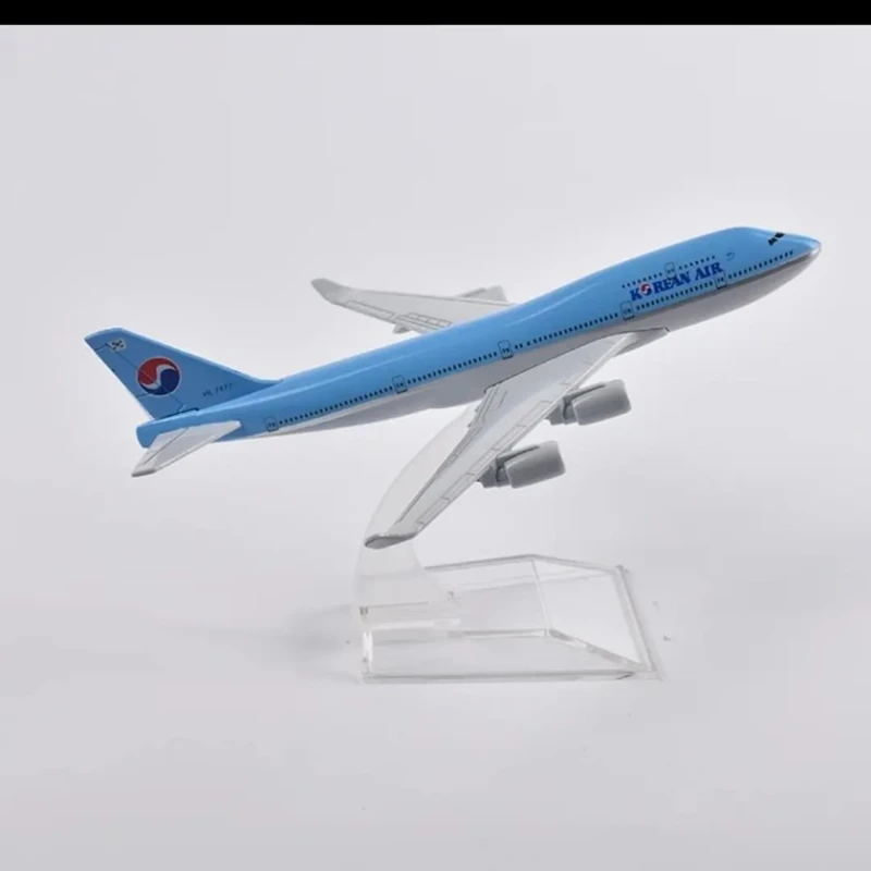 Коллекционная фигурка Korean Air Boeing 747, 15x14.5x8 см
