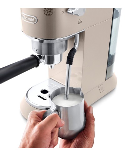 Qəhvə maşını DeLonghi EC885.BG