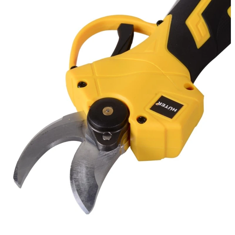 Электрический секатор Huter СР-20Li-2K EA+ Электрический секатор Huter СР-20Li-2K EA+