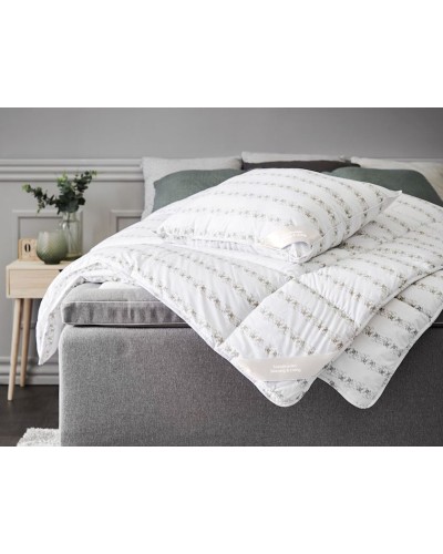 Yorğan JYSK Tronfjellet 4030189, 240x220 sm, avrostandart, poliester/silikonlaşdırılmış lif/pambıq, ağ