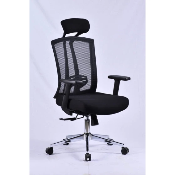 Офисное кресло ERZ 1701, черное, до 130 кг Офисное кресло ERZ 1701, черное, до 130 кг