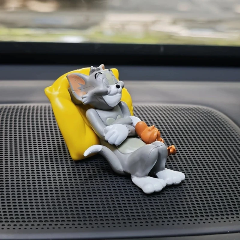 Avtomobil üçün oyuncaq aksesuar Tom and Jerry