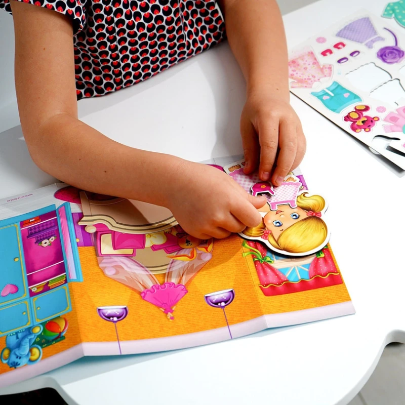 Maqnetik oyun Kukla bəzəmək 2738649 Maqnetik oyun Kukla bəzəmək 2738649