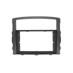 Avtomobil monitoru NAVO Mitsubishi Pajero 2006-2010 üçün