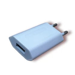 Сетевое зарядное устройство для Apple iPhone 4, Белое Сетевое зарядное устройство для Apple iPhone 4, Белое