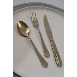 Набор десертных столовых приборов Kutahya Porselen Lugga Maya, 18 предметов, 6 персон, нержавеющая сталь, золотистый Набор десертных столовых приборов Kutahya Porselen Lugga Maya, 18 предметов, 6 персон, нержавеющая сталь, золотистый