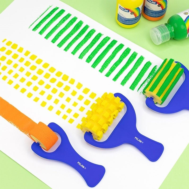 Валик-губка для рисования Milan, короткая синяя пластиковая ручка, 25 мм, 37 мм, 135 мм - FRC-0413110 Валик-губка для рисования Milan, короткая синяя пластиковая ручка, 25 мм, 37 мм, 135 мм - FRC-0413110