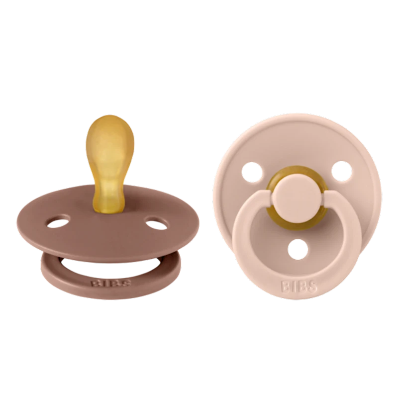 Набор симметричных пустышек BIBS Colour, 2 шт, 0-6 месяцев, латекс, розовый/коричневый Набор симметричных пустышек BIBS Colour, 2 шт, 0-6 месяцев, латекс, розовый/коричневый