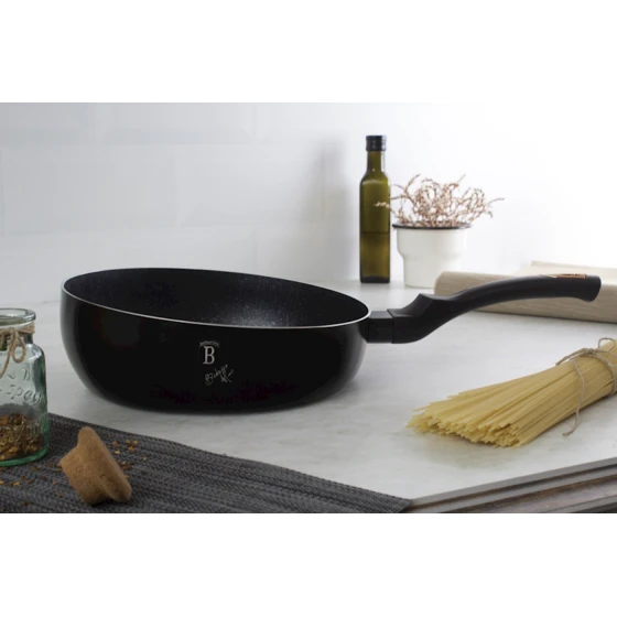 Сковородка Berlinger Haus Black Rose Collection BH-1855F, 26 см, алюминий, трехслойное антипригарное мраморное покрытие, черная Сковородка Berlinger Haus Black Rose Collection BH-1855F, 26 см, алюминий, трехслойное антипригарное мраморное покрытие, черная