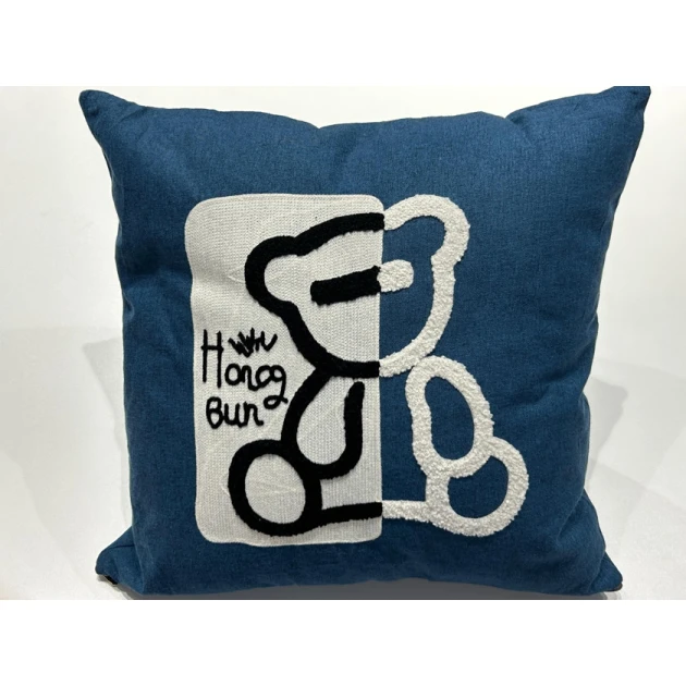 Ayı Dizaynlı Dekorativ Yastıq 45x45 sm Ayı Dizaynlı Dekorativ Yastıq 45x45 sm