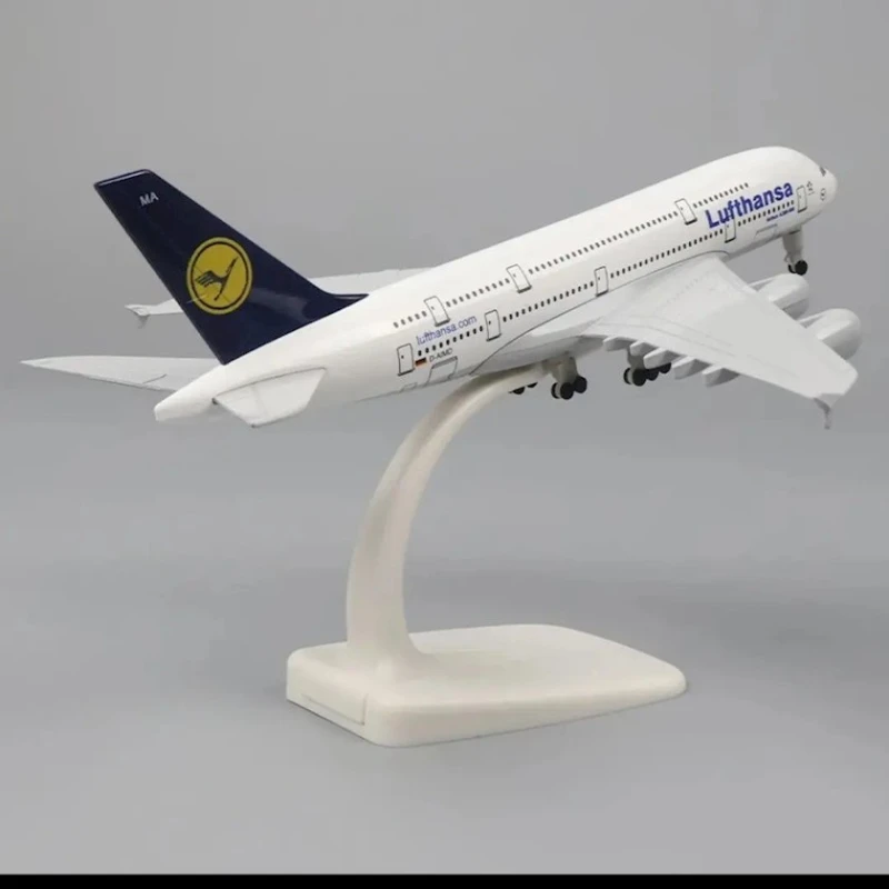 Коллекционная фигурка A380 Lufthansa, 18.5x20x10 см