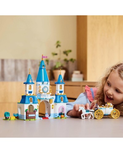 Konstruktor LEGO Disney Cinderella's Castle & Horse Carriage 43275, 596 parça, 6 yaşdan