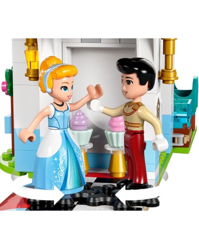Konstruktor LEGO Disney Cinderella's Castle & Horse Carriage 43275, 596 parça, 6 yaşdan