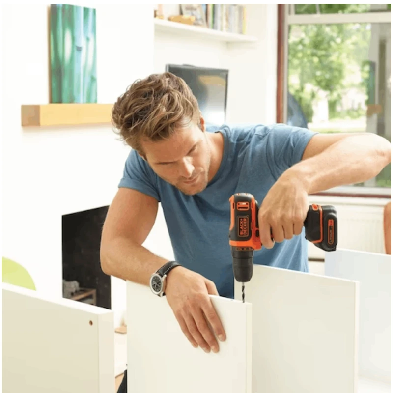 Дрель-шуруповерт Black&Decker BDCDD12B-QW SET (2X1.5)