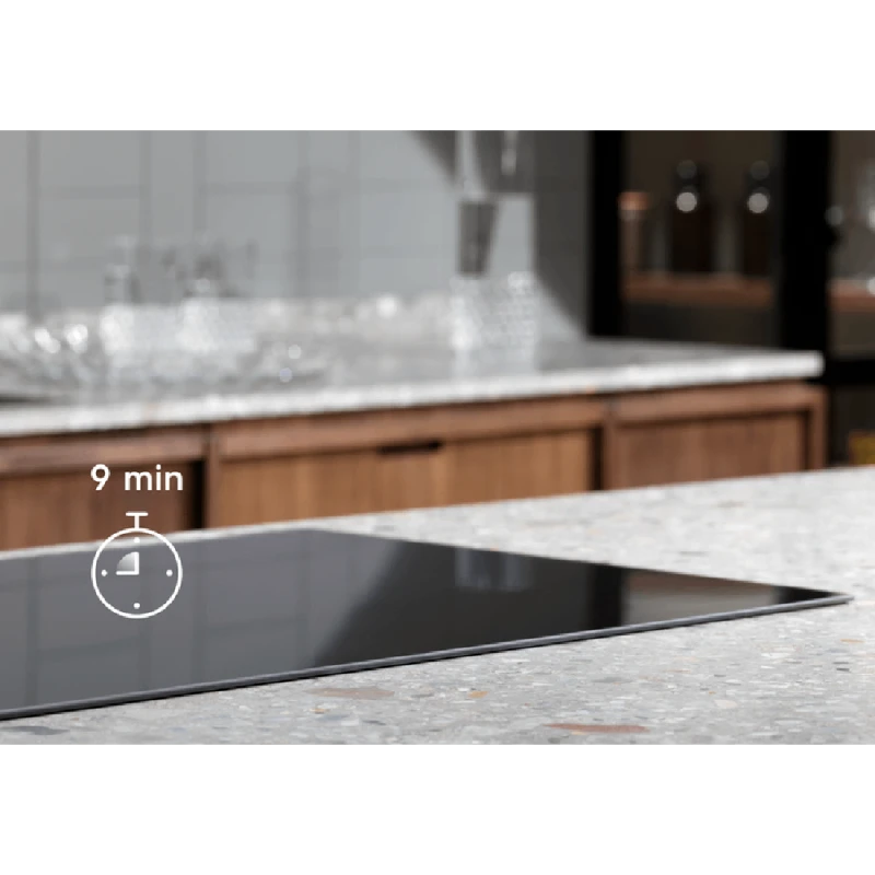 Индукционная плита Electrolux LIT30230C