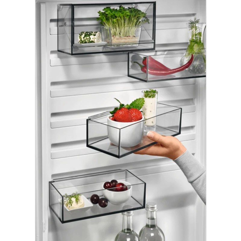 Soyuducu AEG RCR736E5MB