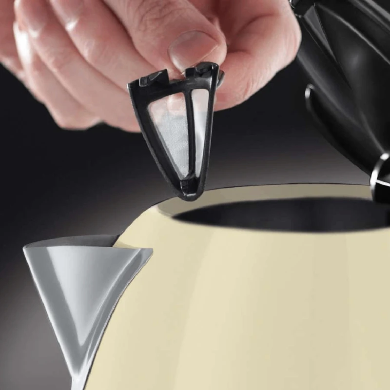 Чайник Russell Hobbs 20415-70/RH Colours Plus