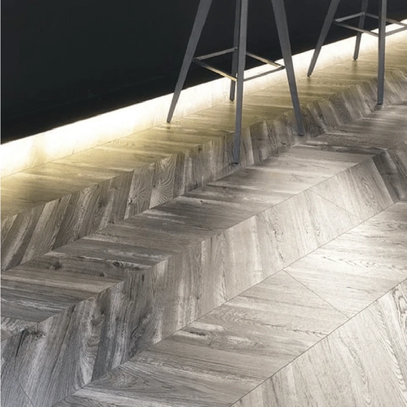 Laminat Kaindl Fishbone K4439 OAK Fortress Kornborg