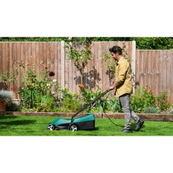 Elektrikli qazonbiçən Bosch Rotak 32 0600885B00