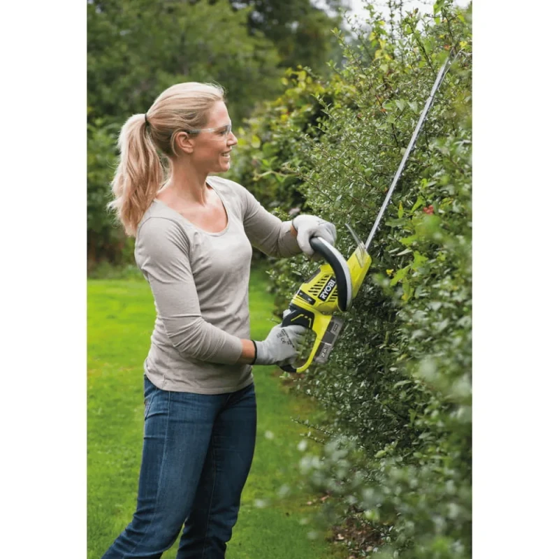 Аккумуляторный кусторез Ryobi One+ RHT1851R20F