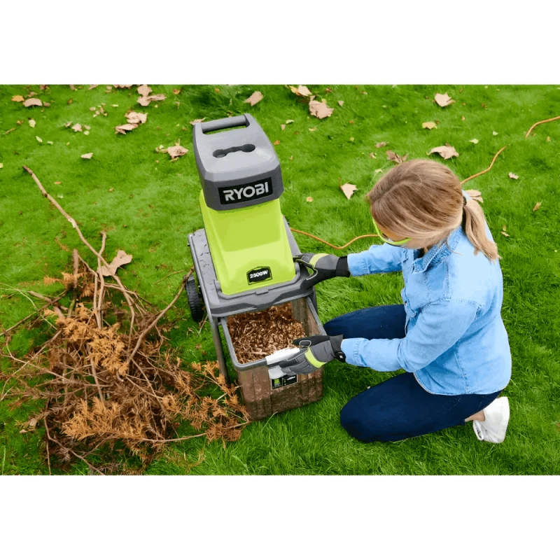 Bağ budaqlarının doğrayıcısı Ryobi RSH2545B