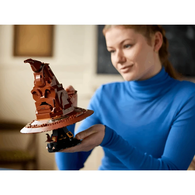 Конструктор LEGO Talking Sorting Hat 76429 / 5702017583112