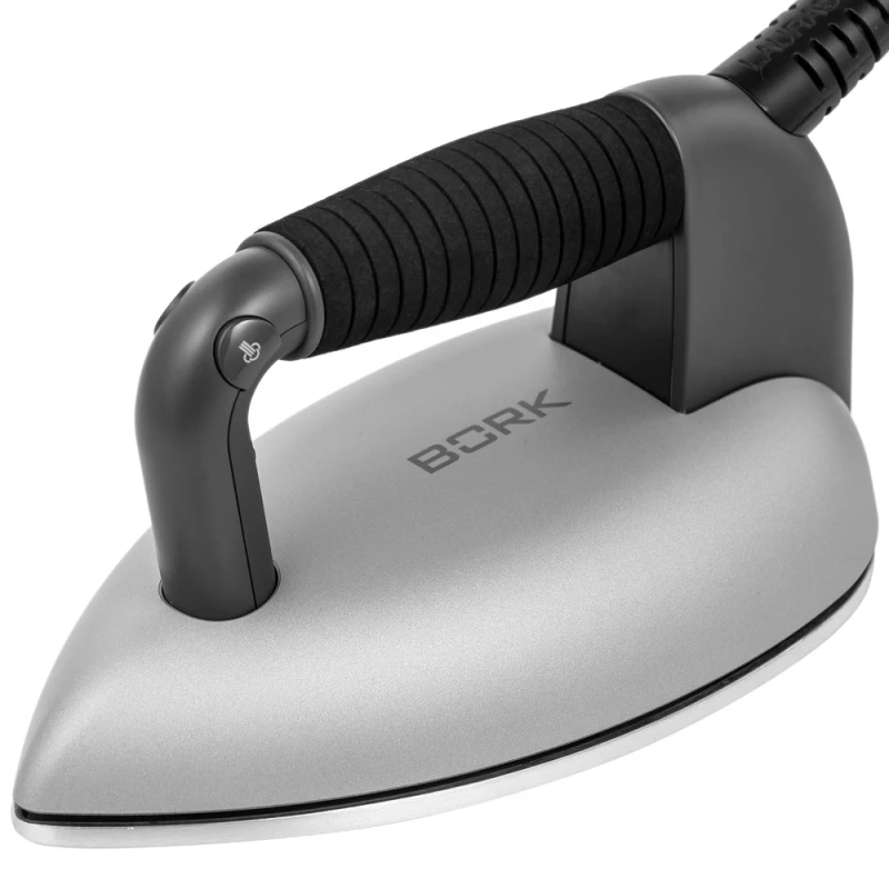 Утюг с генератором BORK I800