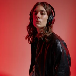 Наушники Urbanista Valencia Midnight Black