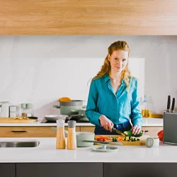 Ədviyyat üyüdücüsü BergHOFF Grinder Moonmist 3950410