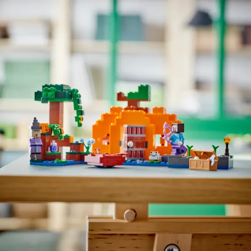 LEGO Minecraft The Pumpkin Farm 21248 / 5702017415833