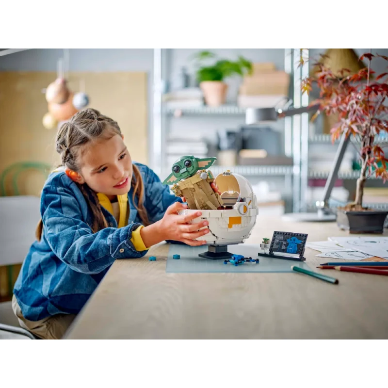 Конструктор LEGO Star Wars Grogu With Hover Pram 75403
