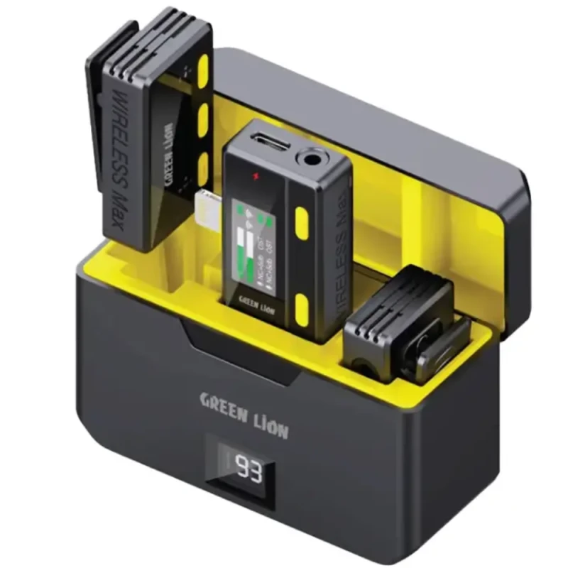 Blogger Microphone Green Lion with Remote Control Lightning Black