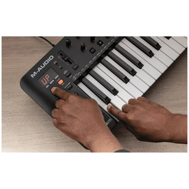 Midi-kontrollerlər M-Audio Oxygen 25 MK5