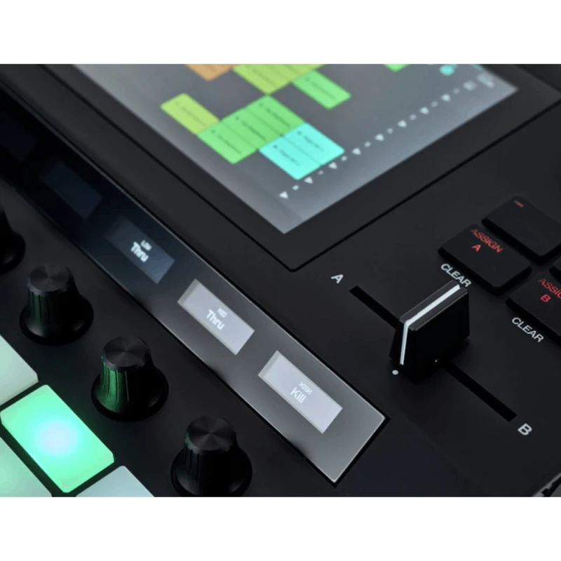 MIDI-контроллер Akai Force