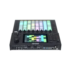 MIDI-контроллер Akai Force