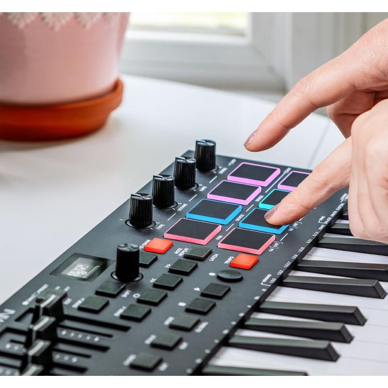 Rəqəmsal pianinolar M-Audio Oxygen Pro Mini