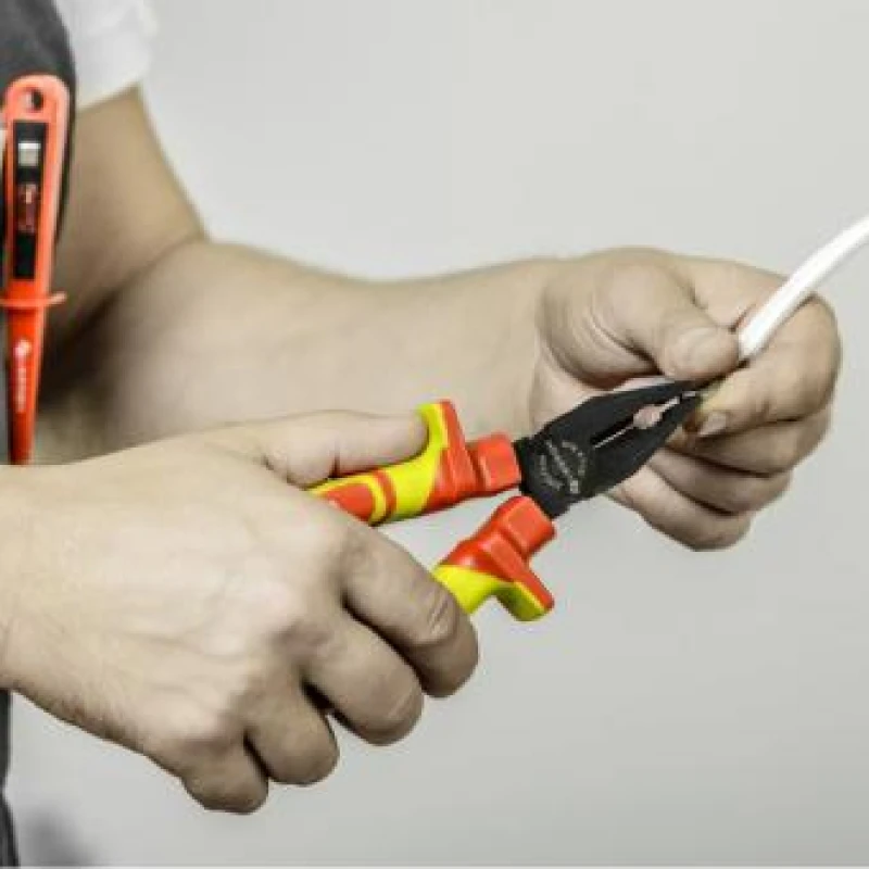 Плоскогубцы Högert HT1P903