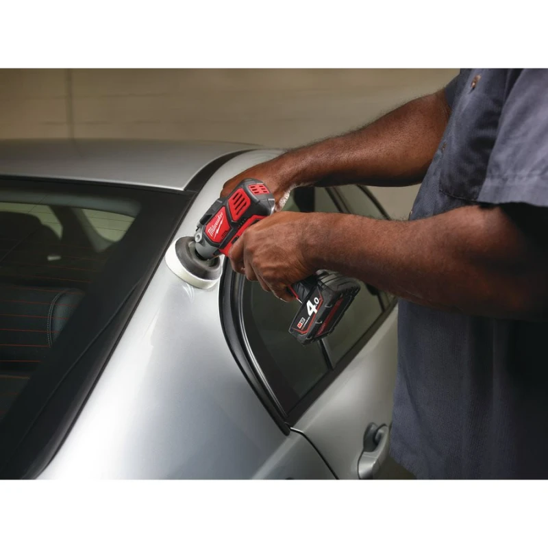 Полировальная машина Milwaukee M12BPS-421X (MIX SET+2.0&4.0)