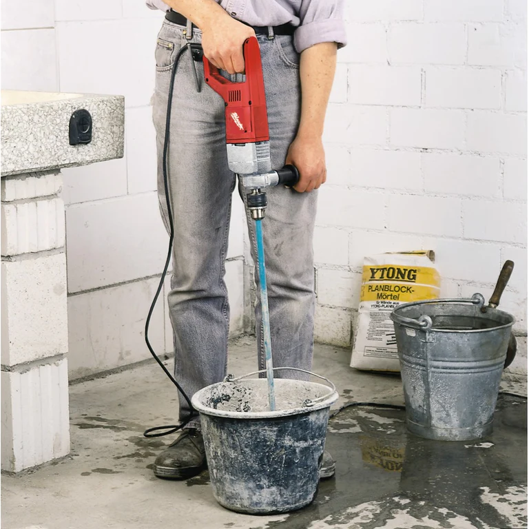 Дрель Milwaukee B2E16RLD / 900W